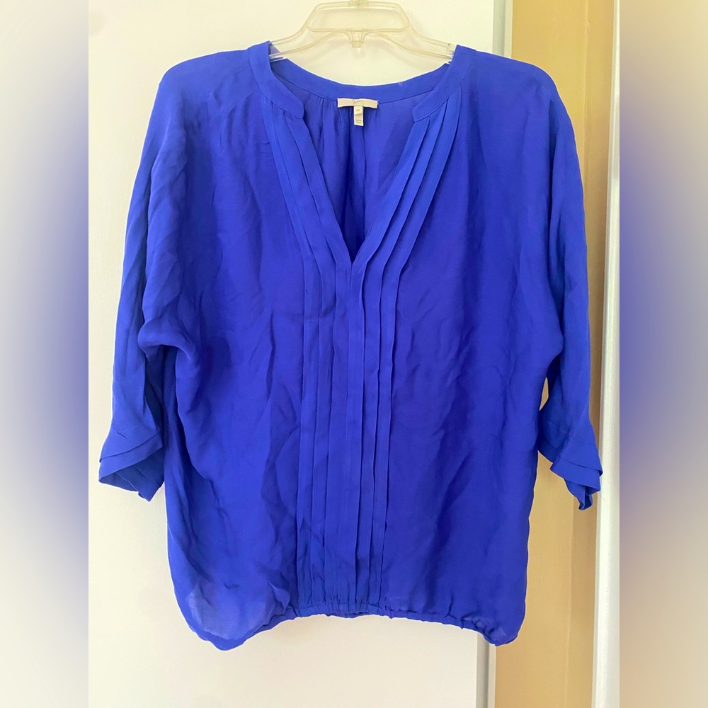 Joie GUC size medium purple pleated blouse